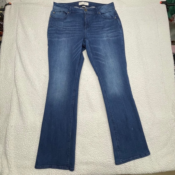 Women’s EST 1946 Denim Classic 16W Blue Jeans - Picture 1 of 12